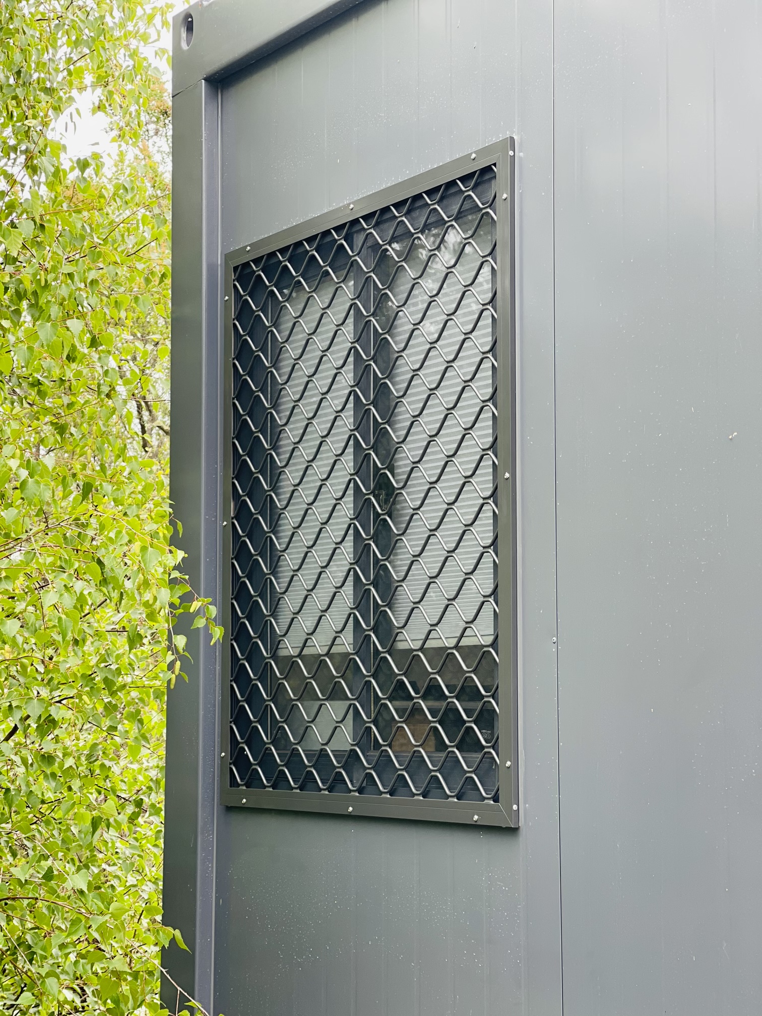 Diamond Grill Screen Hobart